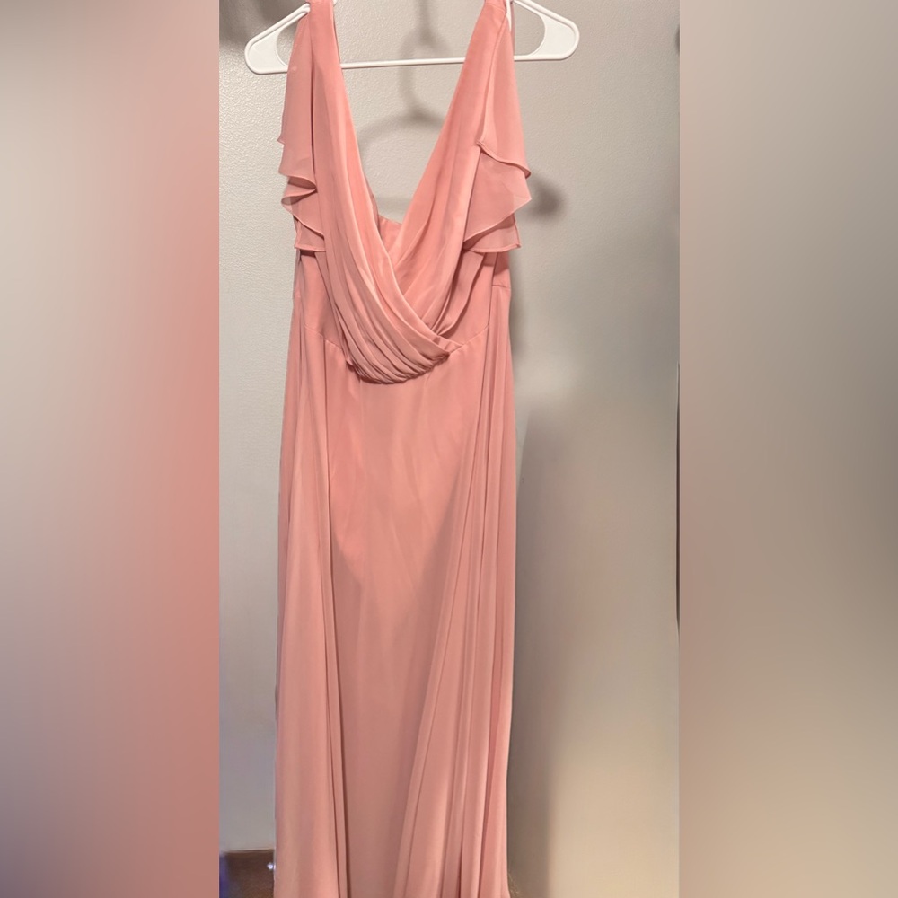 Blush Pink Bridesmaid Dress – Flowy & Elegant